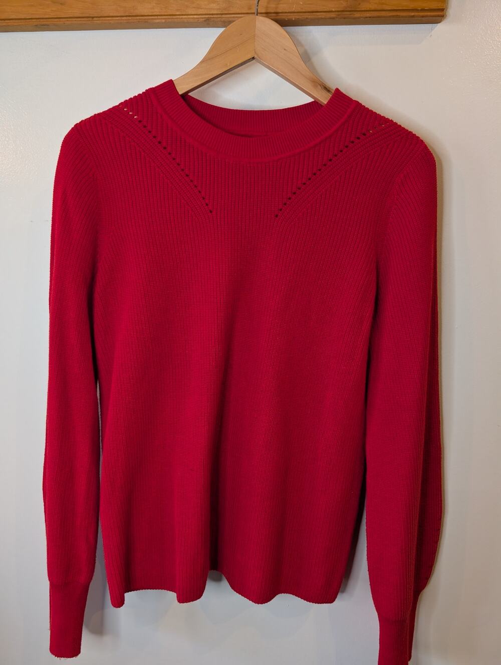 Banana Republic Cherry Red Pointelle Ribbed Crewneck Sweater Womens M